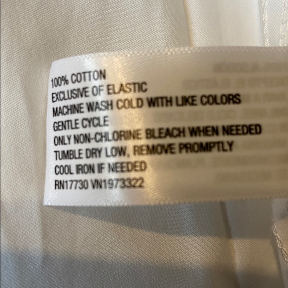 Wild Fable SZ Medium White Long Smocked Waist Flare Skirt New D30(e) - Picture 9 of 14